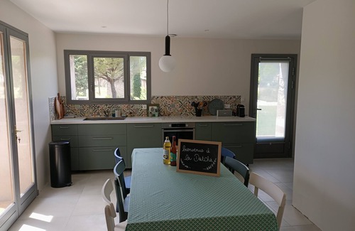 Valvigneres House | Maison de Famille Dans Village Vigneron du sud Ardèche