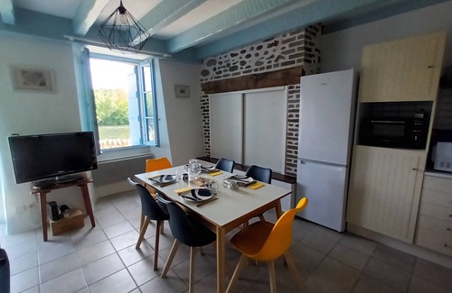 Argentat House | Maison de Pêcheur en Pierre du Xviie Siècle au Bord de la Dordogne