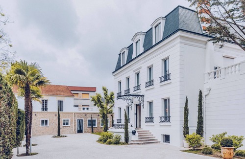 La Varenne Saint-Hilaire House | Maison de Prestige Avec Piscine Extérieure à Quelques pas de Paris .!