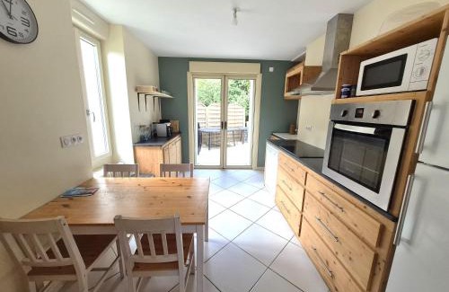 Mouchamps Villa | Maison de Gare, 8 personnes, 20 min PUY du F