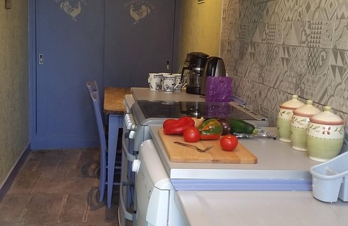 Bellac House | Maison de Lavande Newly renovated town house, to high standard with fab views.