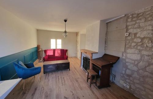 Bouille-Loretz House | Maison de Loretz du 18e siècle en Anjou entre vignes et châteaux