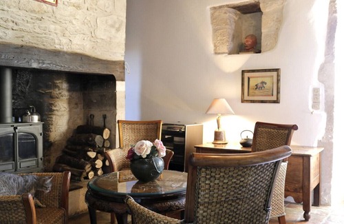 Ajat House | Maison de Maitre +petite maison Perigourdine for 12 people in the causse