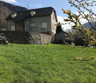 Gedre House | Maison de montagne proche Gavarnie 12-14 personnes