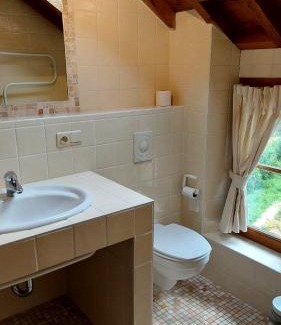 Eprave House | Maison de Ninie