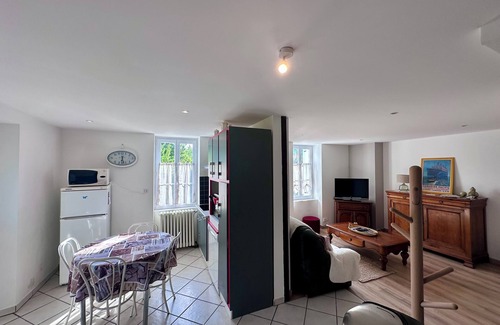 Perpezac-le-Noir House | Maison de Perpezac - Jardin & Clim - 7 personnes - Perpezac-le-Noir