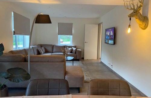 Stoumont House | Maison de Quarreux