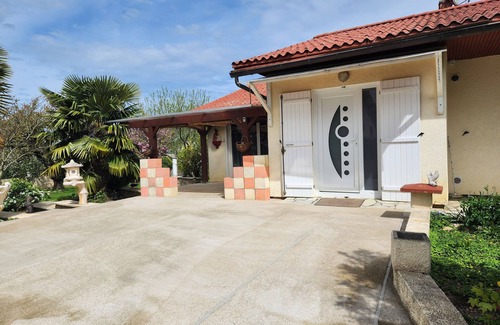 Saint-Amour Villa | Maison de Vacances Parc Privé Clos Parking Gratuit Animaux Acceptés
