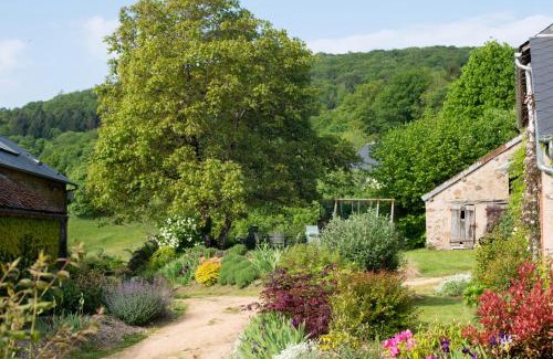 Menessaire House | Maison de vacances Les Mésanges, à Ménessaire
