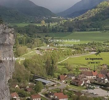 Ornans House | Maison de Vacances - vue panoramique rivière