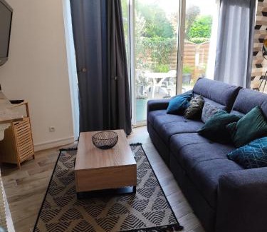 Cote Ouest Ormeaux House | Maison de ville avec extérieur au calme.