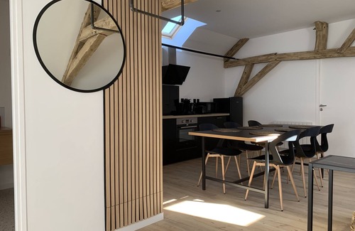 Trelou Sur Marne House | Maison de Ville, Le Bois Dormans à 30 min de Reims