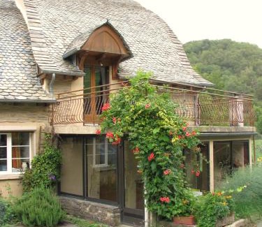 Estaing House | Maison du Combayre à Estaing
