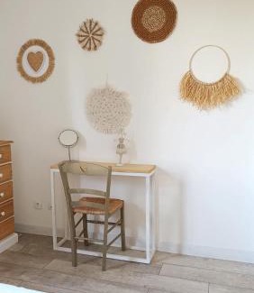 La Chapelle-Encherie Bed & Breakfast | Maison ecologique en paille