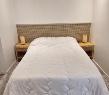 Tille Apartment | Maison Eden à 400 m de l'aéroport