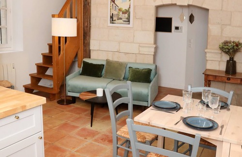 Senlis House | Maison Emily in Senlis, In the Heart of Senlis.