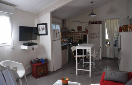 Saint Alban Auriolles House | Maison EN Pierre Avec Piscine Privée