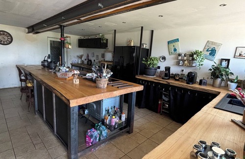 Roquebrune House | Maison en Plein Coeur de Campagne. Animaux de Compagnie Acceptés!