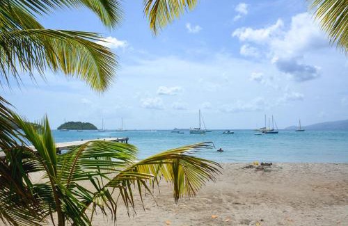 Trois-Ilets House | Maison en résidence privée avec piscine accès plage