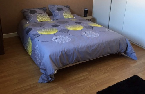 Vic-le-Comte House | Maison Entière 5 Personnes