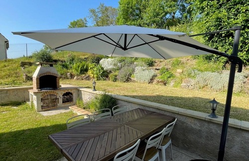 Germigny-sous-Coulombs House | Maison Familiale Avec Jardin et Piscine - Proche Disneyland