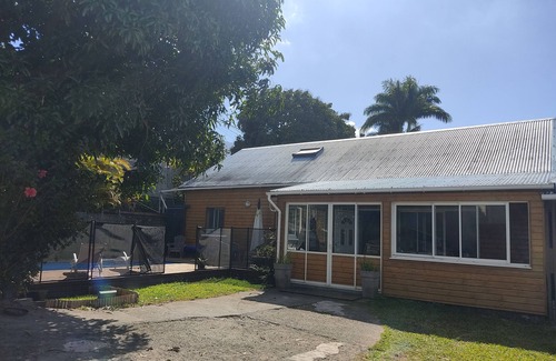 Entre-Deux House | Maison Familiale Dans Village Type de la Réunion Près des Sentiers de Randonnées