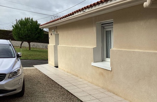 Chateauneuf-sur-Charente House | Maisonette at joly