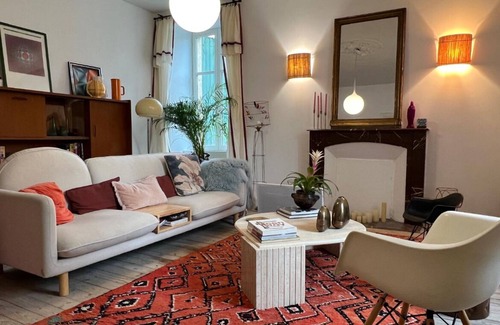 Saint-Saturnin-de-Lenne House | Maison de Maître in the heart of the Aubrac Valley