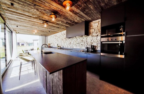 Heure House | Maison Heurelijk modern finished near Somme-Leuze
