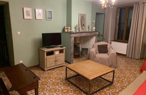 Courcelles-sur-Vesles House | Maison indépendante à la campagne