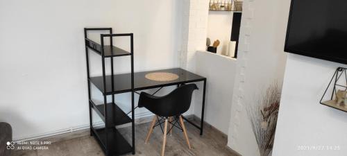Herin Apartment | Maison indépendante près de Valenciennes climatisé ,wifi , parking privé
