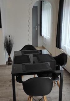 Herin Apartment | Maison indépendante près de Valenciennes climatisé ,wifi , parking privé