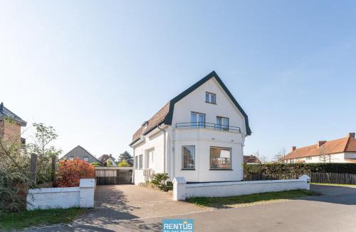 Sint-Idesbald House | Maison Josephine - spacious house for 12 people