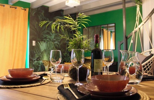 Montbrison House | Maison jungle house Montbrison 2/4 P