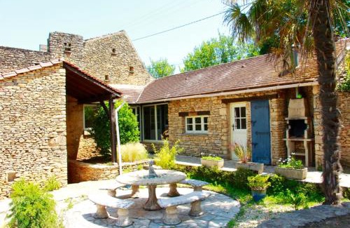 Le Buisson-de-Cadouin House | Maison Lou Peyrol avec piscine privée