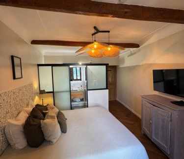 Saint-Paul-de-Vence Bed & Breakfast | Maison Louisa