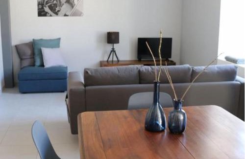 Courtenay House | Maison Lumineuse à Boulieu