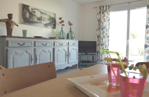 Marsilly House | Maison lumineuse 2 ch entre campagne et mer, proche golf et La Rochelle, parking et local vélo - FR-1-551-22