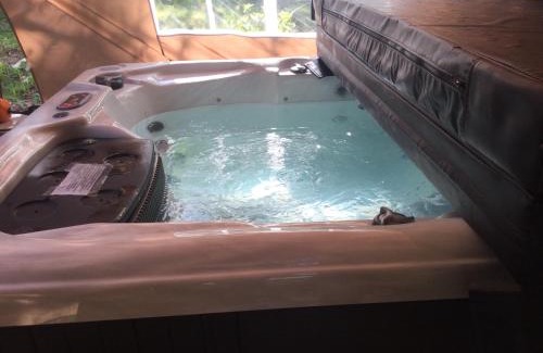 Collonges-la-Rouge Villa | Maison luxe Collonges la rouge,jakuzzi,clim,WIFI,piscine