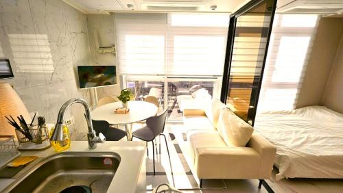 Sogong-dong Apartment | Maison M