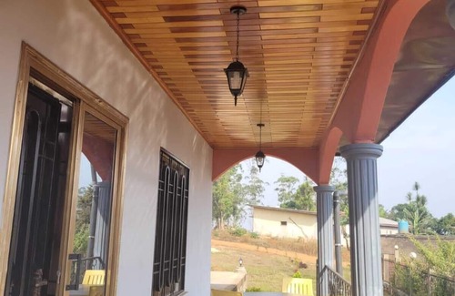 Bangou House | Maison Moderne de Luxe Équipée En Pleine de Ville de Bana