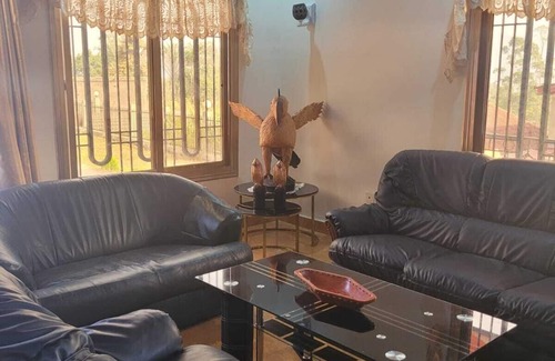 Bangou House | Maison Moderne de Luxe Équipée En Pleine de Ville de Bana