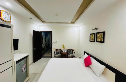 Trang Tien Apartment | Maison Mosaique Hanoi - Artistic Touch - Rooftop Pool-Free Laundry