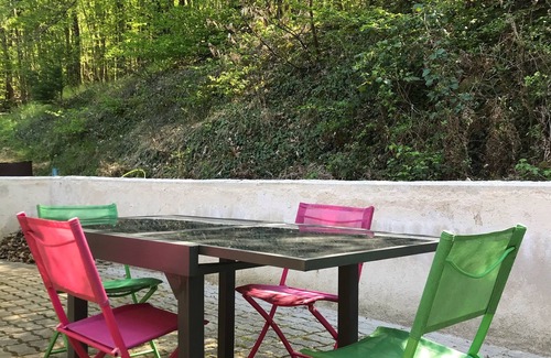 Louestault House | Maison Moulinas jacuzzi