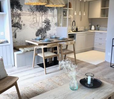 Valbonne Apartment | MAISON NOMADE Valbonne