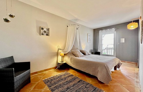 La Fagette Bed & Breakfast | Maison Oléa - Chambre D'hôtes "naturéa" Avec vue sur la Vallée de la Vézère