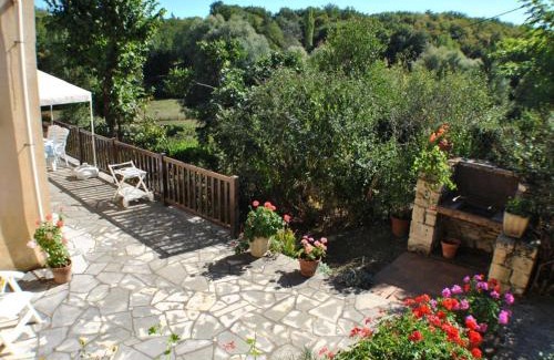 Saint-Aubin-de-Nabirat House | Maison Périgourdine avec jardin, WiFi, proche de Sarlat, idéale pour familles et randonnées - FR-1-616-127