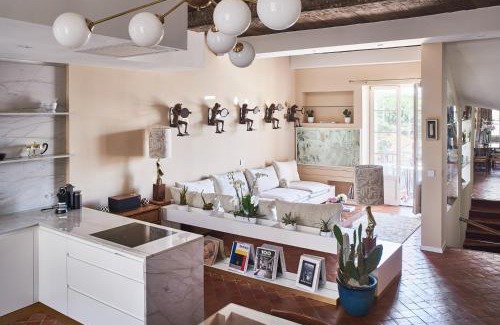 Saint-Tropez City Centre Apartment | Maison Panthère - Luxury Harbour Residence