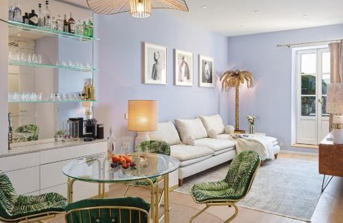 Saint-Tropez City Centre Apartment | Maison Panthère - Luxury Harbour Residence