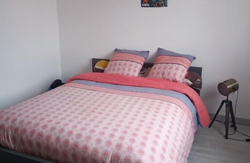 Aigne Bed & Breakfast | Maison pour location de chambre circuit 24H et GP